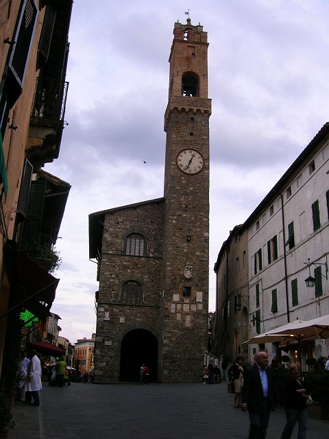 Foto 036 - Montalcino - Palazzo Comunale.jpg